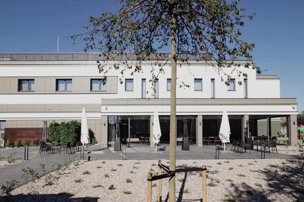 Molto Bene Hotel & Restaurant Skorcz Exteriör bild